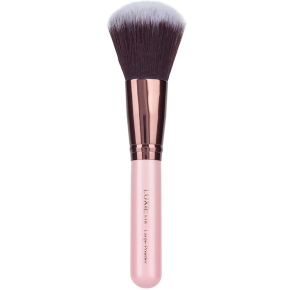 Other - NWT Luxie 518 Large Powder Brush